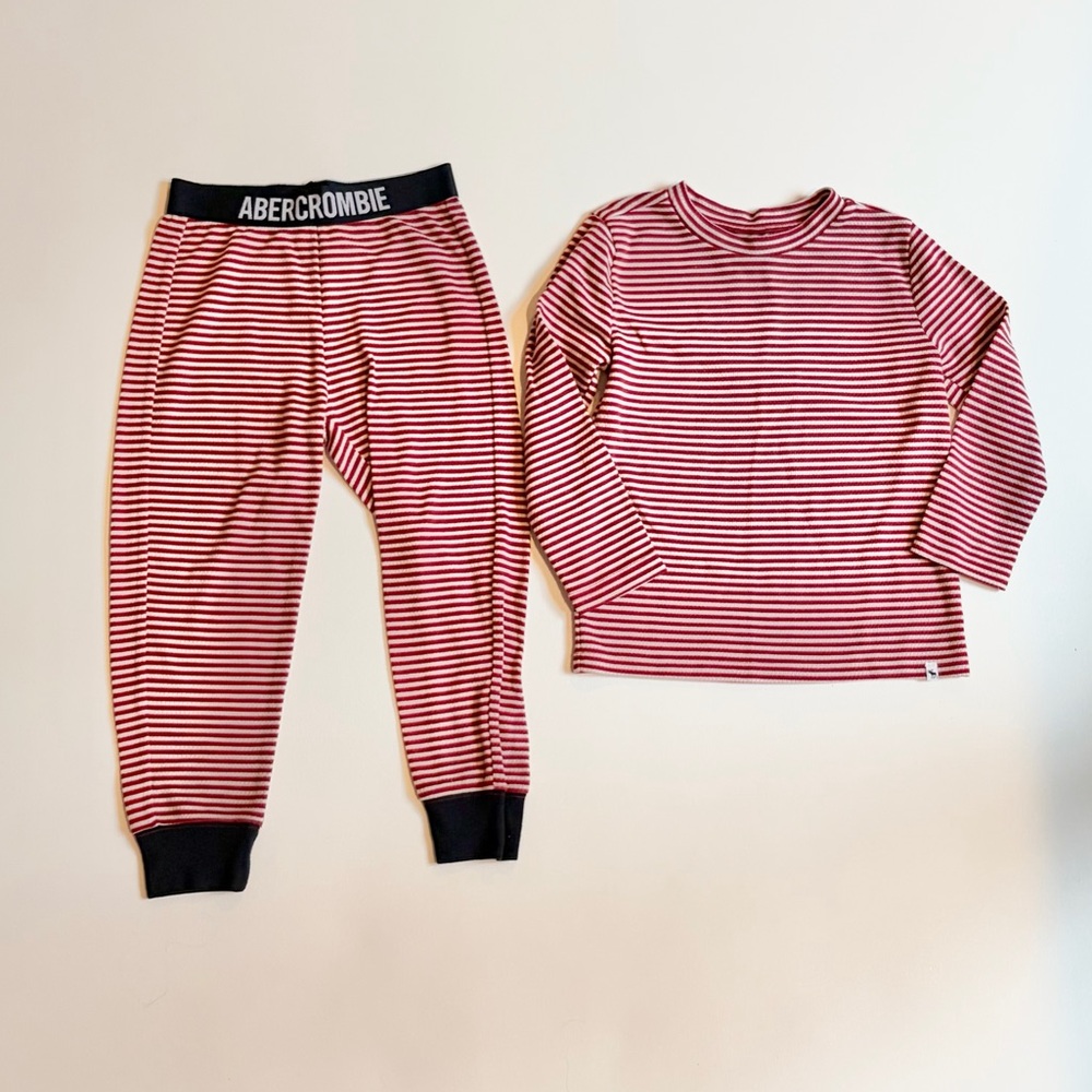 Abercrombie Kids Holiday Pajama Set Size 5/6